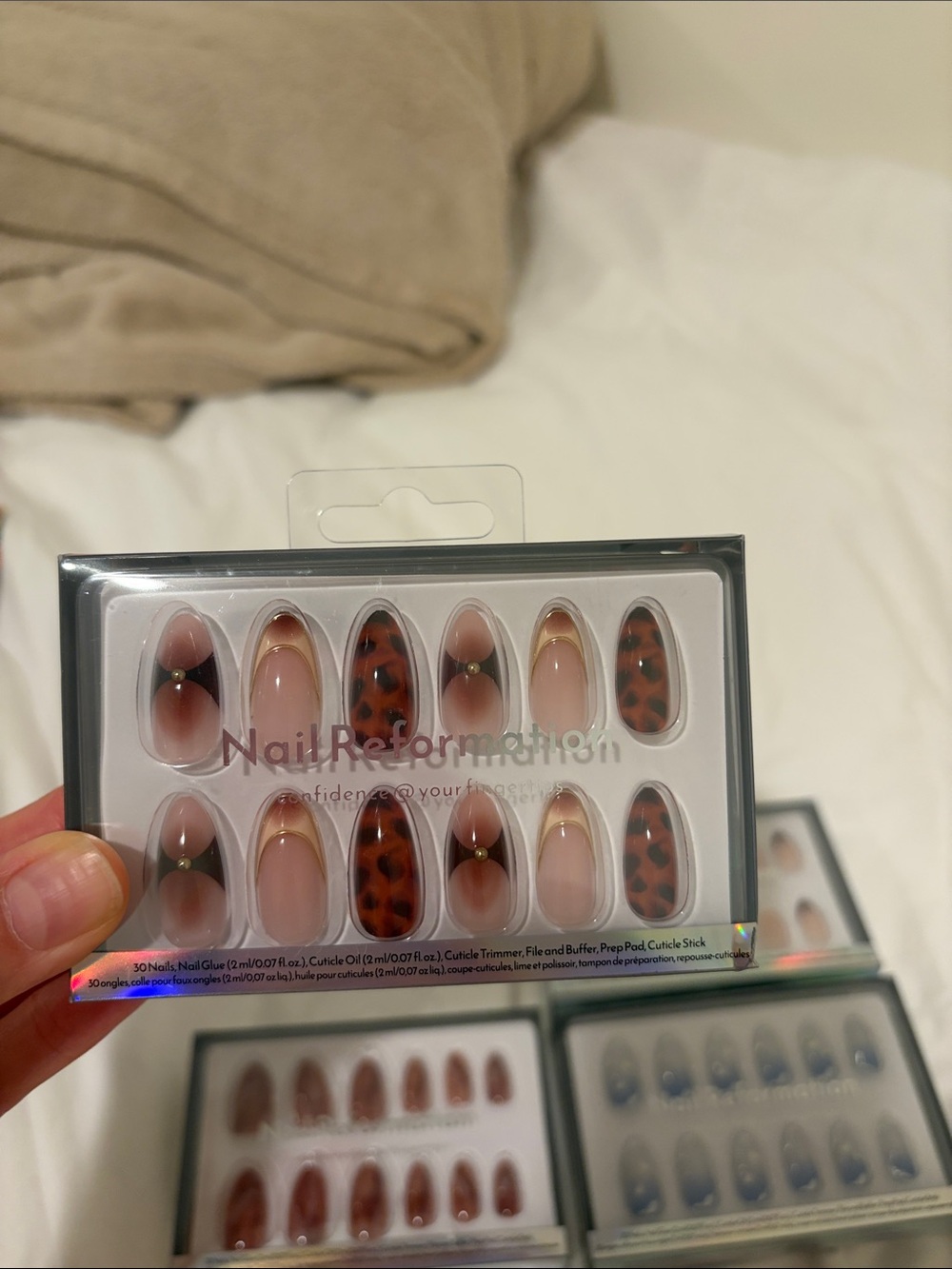 4 x Nail Reformation Assorted Press-On Nail Sets - Picture 3 of 6
